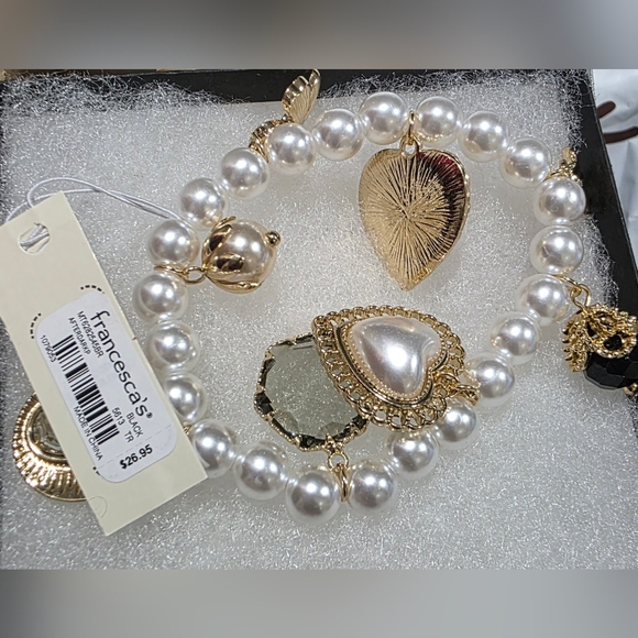 Mary Pearl Charm Bracelet - Picture 3 of 4